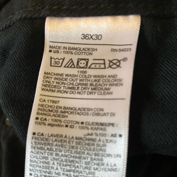 Old Navy 36x30 Slim - Picture 13 of 13